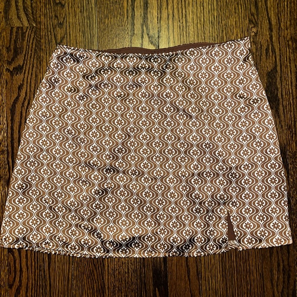 Hollister Brown Flower Printed Skirt - Picture 1 of 3